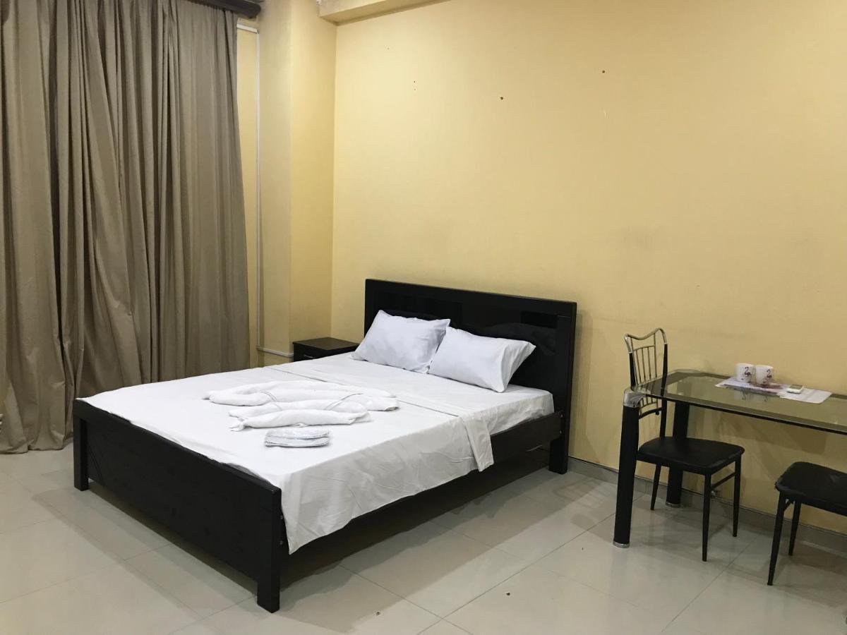 Rostus Hotel Tbilisi ภายนอก รูปภาพ