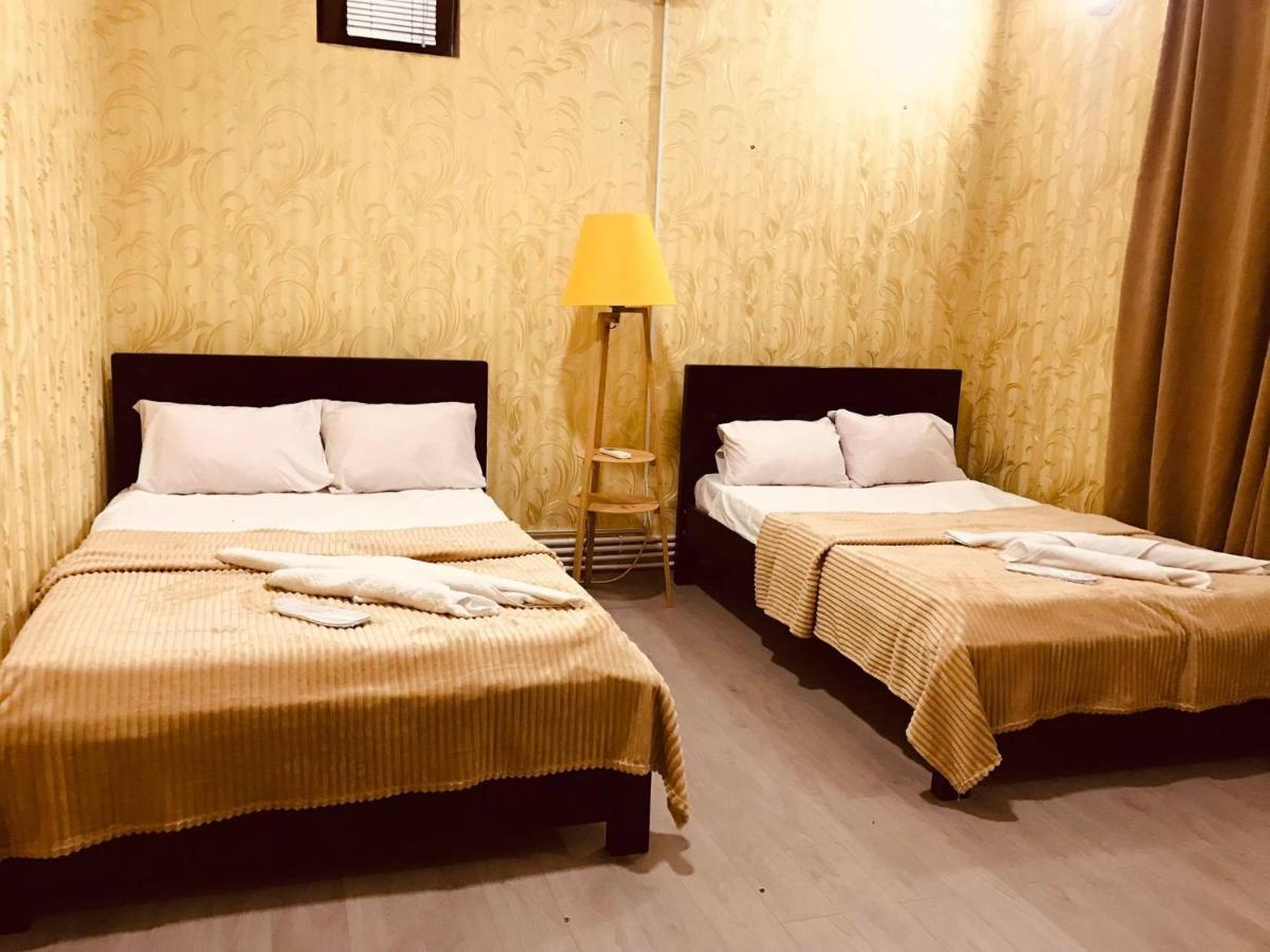 Rostus Hotel Tbilisi ภายนอก รูปภาพ